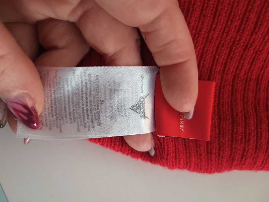 Czapka Mc Quinn czerwona rozmiar 54  pasuje na 4 latka