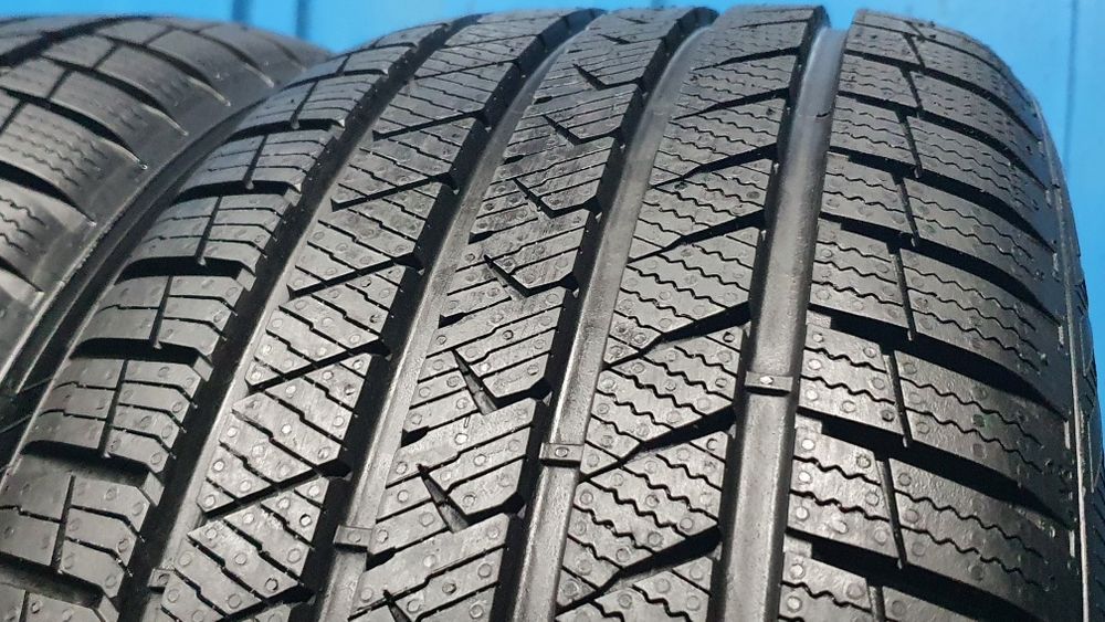 245/45 R19 Markowe opony całoroczne Vredestein ! Rok 2024