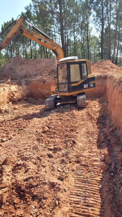 Escavacoes destrocador martelo