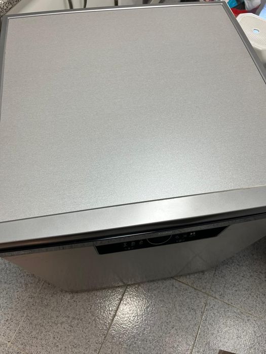 Máquina de Lavar Louça Beko - Como Nova
