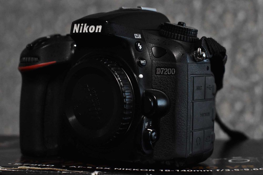 Цифровий фотоапарат Nikon D7200 Body