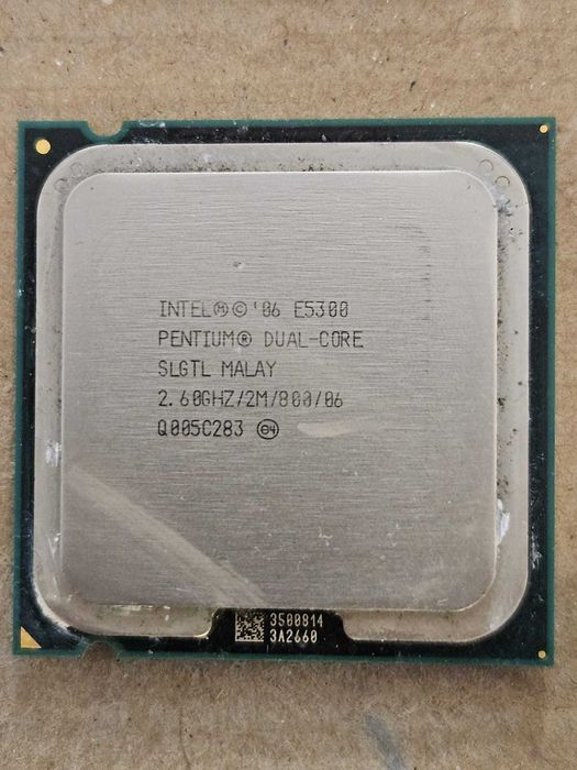 Lote CPUs Intel e AMD (Sockets 475, 775, 1156, 754, 939)