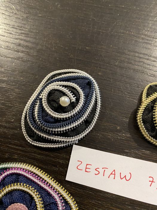 Broszki handmade z suwaków unikat zestaw 77