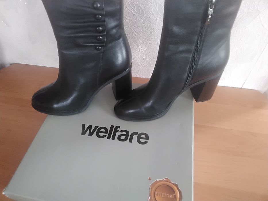 Продам женские ботинки WELFARE 720012112BLK39 LEATHER 40 розмір