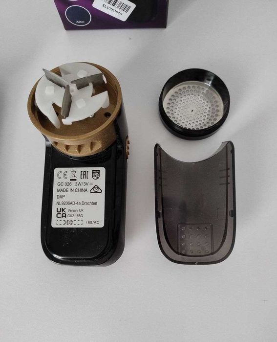 Машинка для стриження ковтунців PHILIPS Fabric Shaver