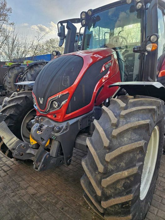 Трактор Valtra N175 Versu 2022 рік