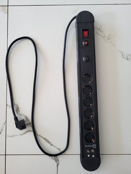 Listwa antyprzepięciowa z filtrem antenowym