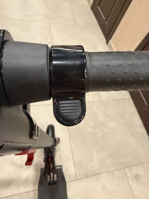 Продам самокат Forte