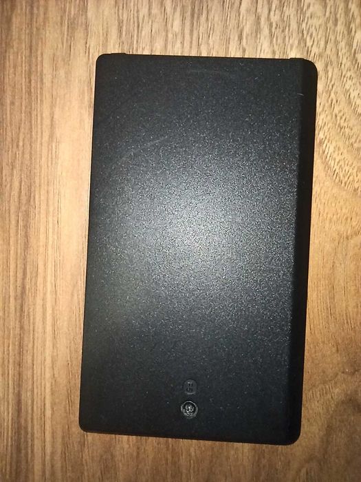 Toshiba Satellite C650:obudowa matrycy,zawiasy,kieszeń dysku,zaślepki