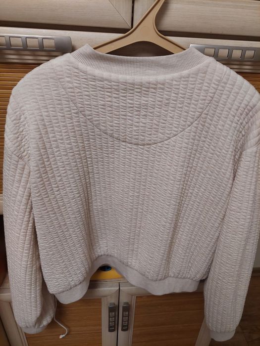 Жіноча стьобана кофта бoмпер  River Island