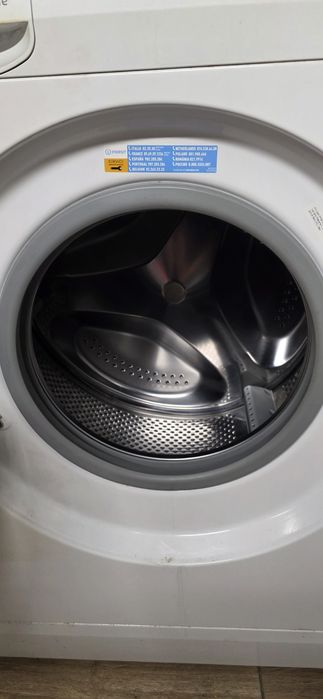 Pralka INDESIT MTWSC 510511W