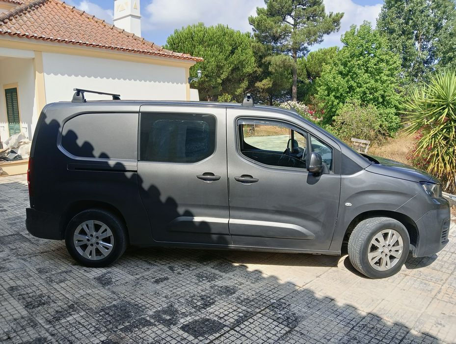 Peugeot Partner 2019 Automática Full Extras 130CV - 135000Kms