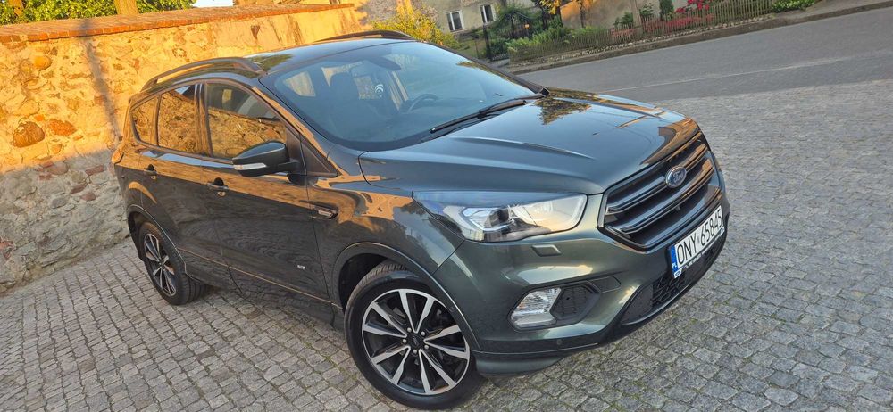 Ford Kuga St-Line # Kamera # 4X4 # 2.0 TDCI 150PS # Manual # Zarejestrowany