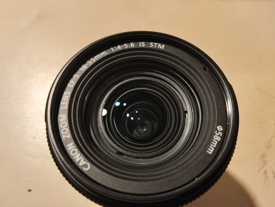 Câmara Canon 77d+ efs 18-55+efs 24mm