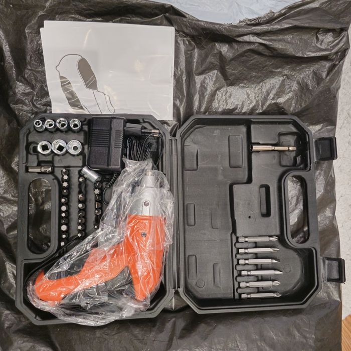 Аккумуляторный шуруповерт дрель отвертка набор инструментов