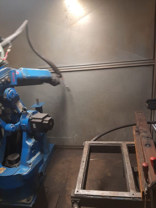 Robot spawalniczy motoman yaskawa sk6