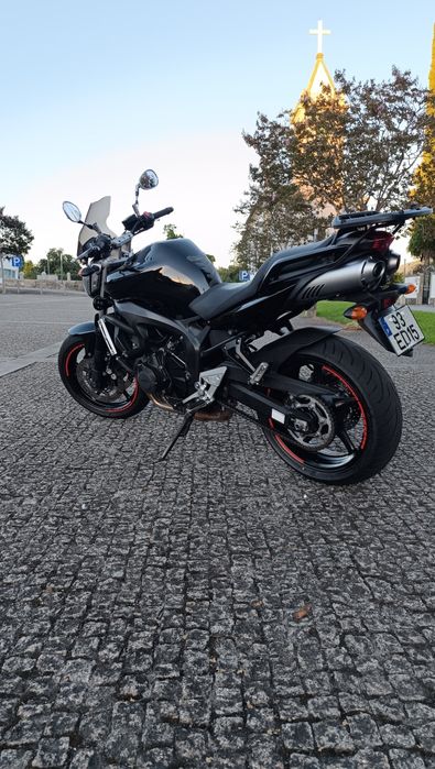 Yamaha FZ6 N - S2