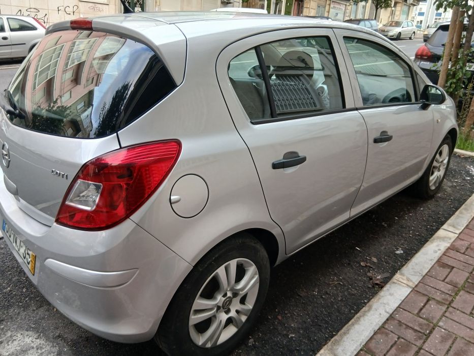 Vendo opel corsa CDI