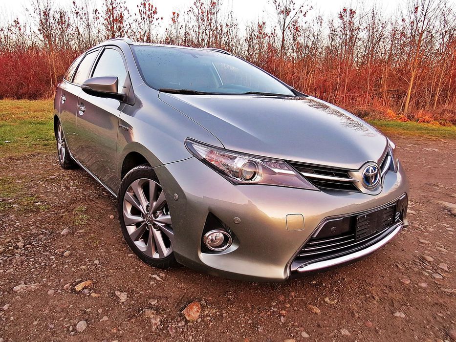Toyota Auris GAZ ,Zadbana ,Serwisowana Bogata wersja