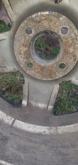 Диски r15 4/100 під відновленя