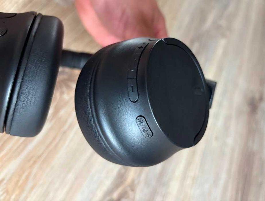 Бездротові навушники Sony WH-CH720N з системою шумопоглинання ANC