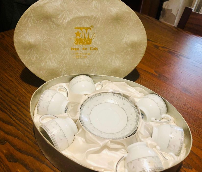 Conjunto de 6 chávenas de chá