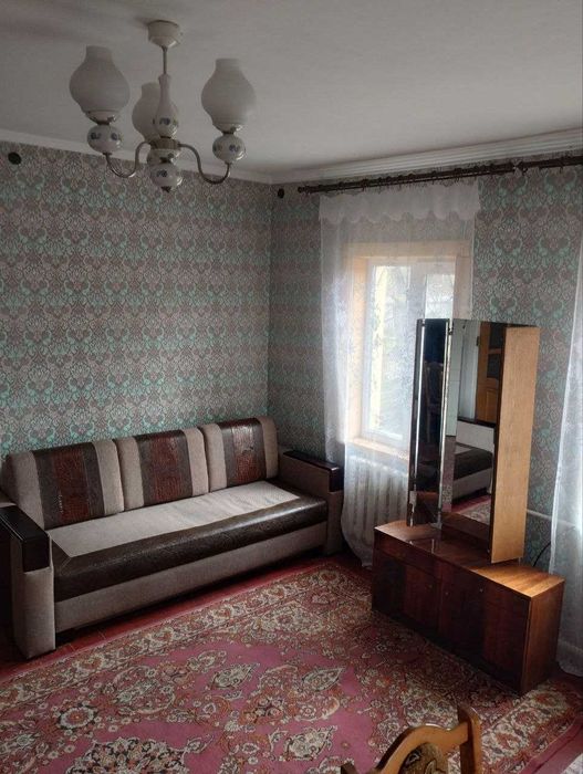 Будинок з ділянкою 60 сот