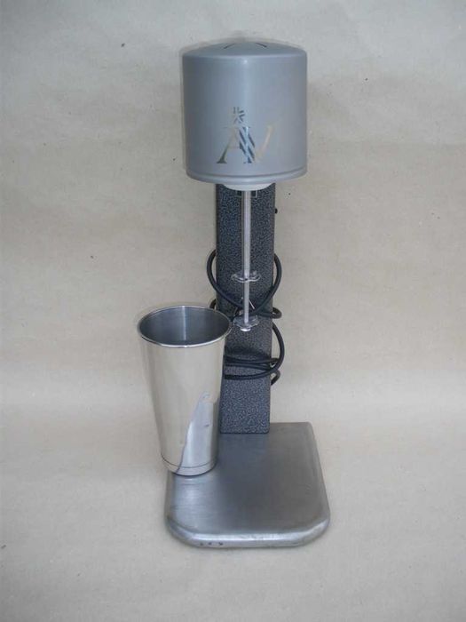 Міксер барний для коктейлів і мотори ДК-110; ДС-0.02 до нього