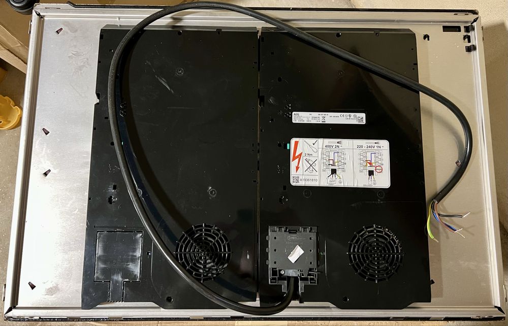 Placa indução AEG 77cm