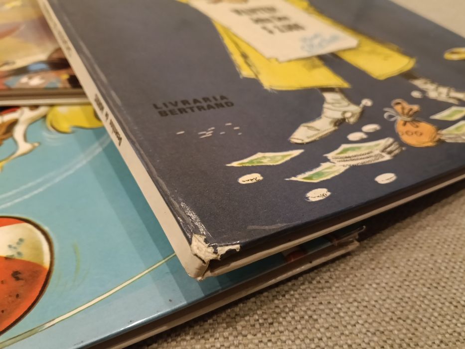 Conjunto de 3 antigos livros do Lucky Luke