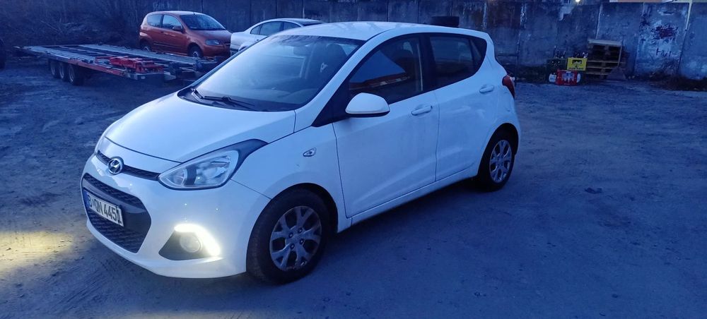 Hyundai i10