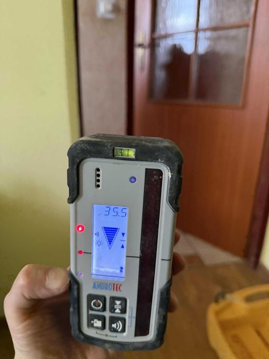 niwelator laserowy obrotowy spectra LL500