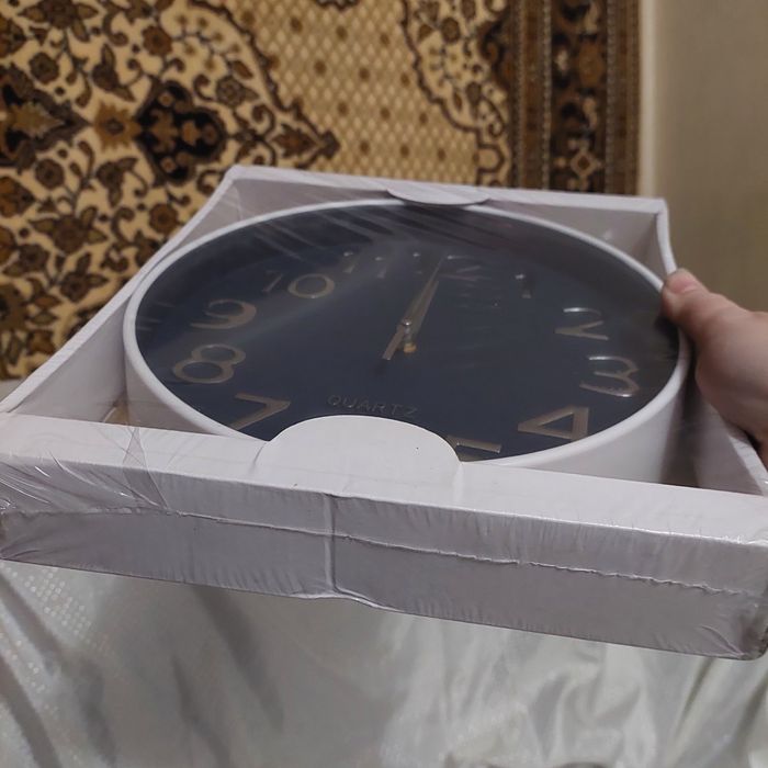 Настінний Годинник 165 грн, 24 см діаметром