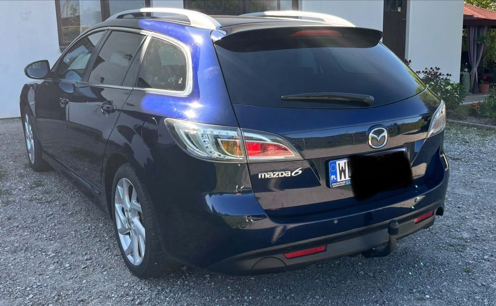 Piękna Mazda kombi 6
