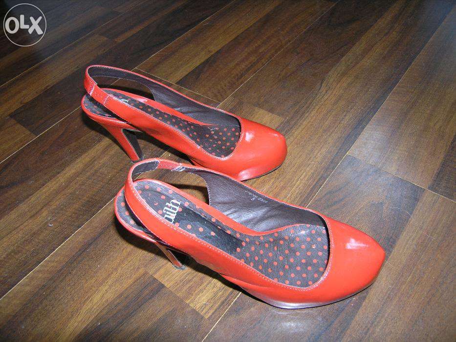 Buty damskie lakierowane 38