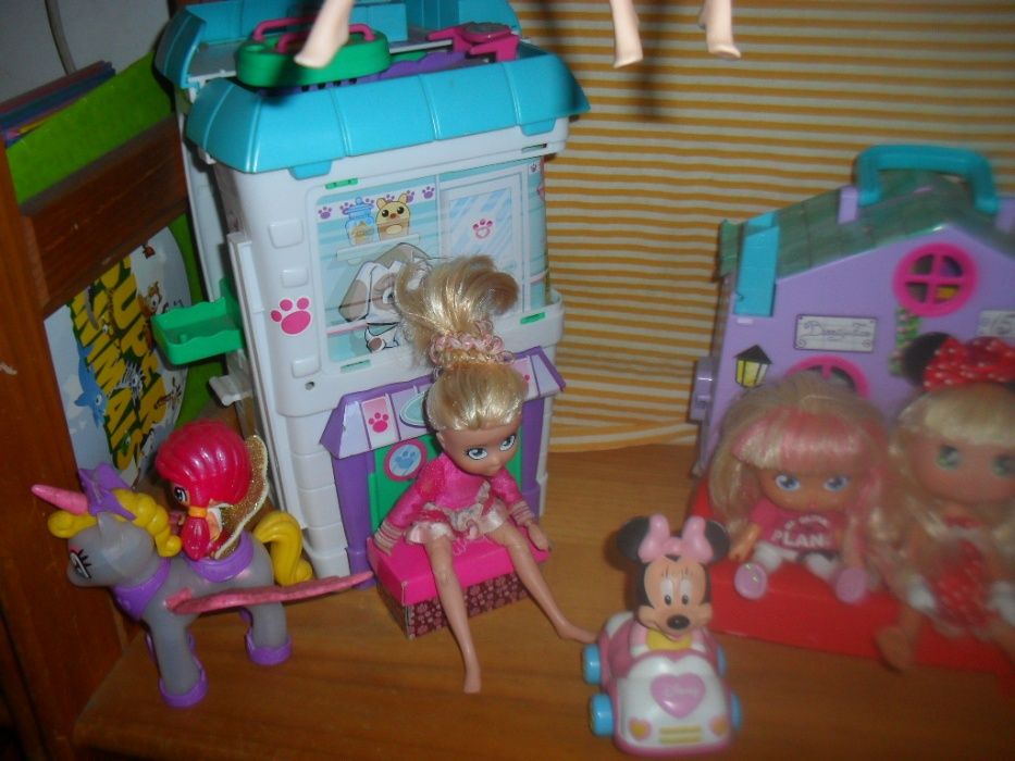 Diversos brinquedos