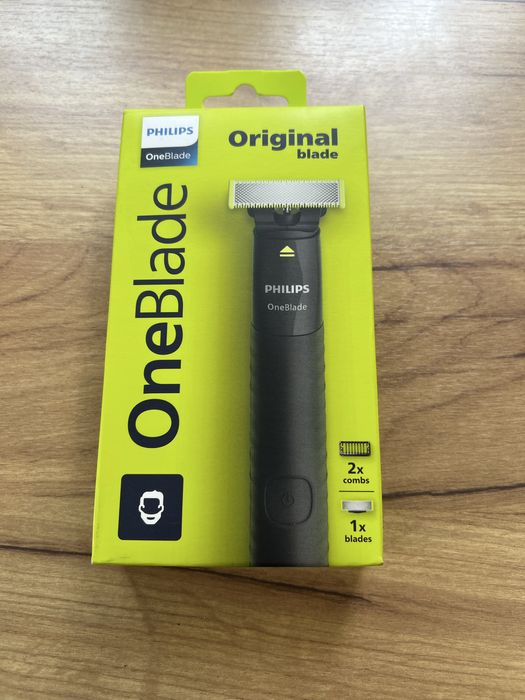 Бритва філіпс нова