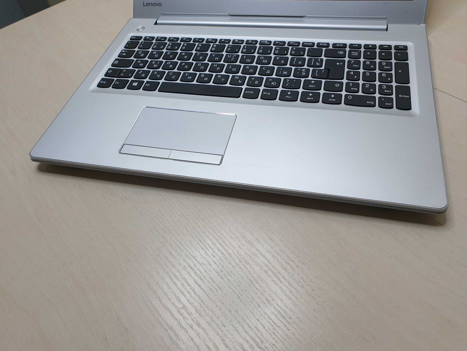 Потужний ноутбук Lenovo /Intel Core i5-7200/NVIDIA GeForce 940MX/Full HD, IPS