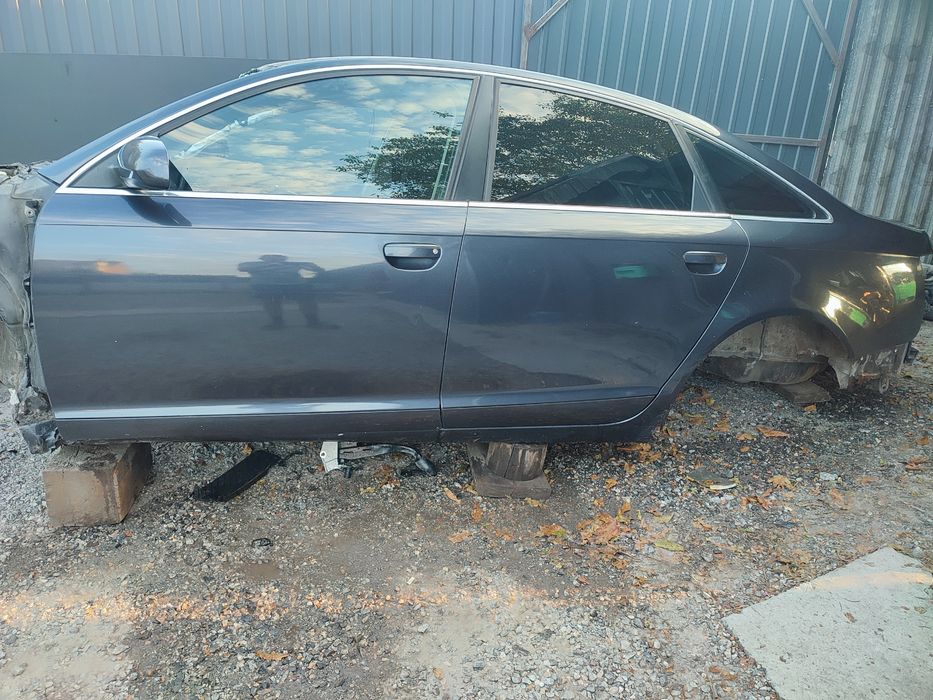 Двери на Ауди А6 Ц6 Audi A6 C6 цвет LZ7Q