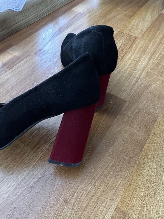 Продам Туфлі