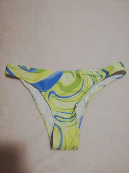 Biquíni novo a estrear