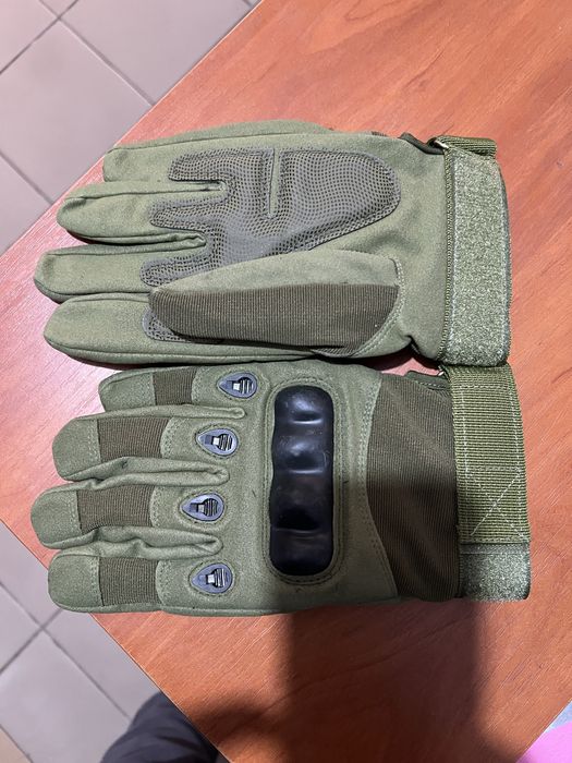 Перчатки тактические
