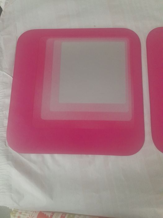 2 espelhos IKEA  linha Hylkje  em bom estado