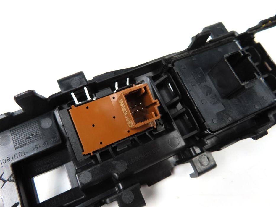 Interruptor / Botão Vidros Ds Ds 4 / Ds 4 Crossback Ref: