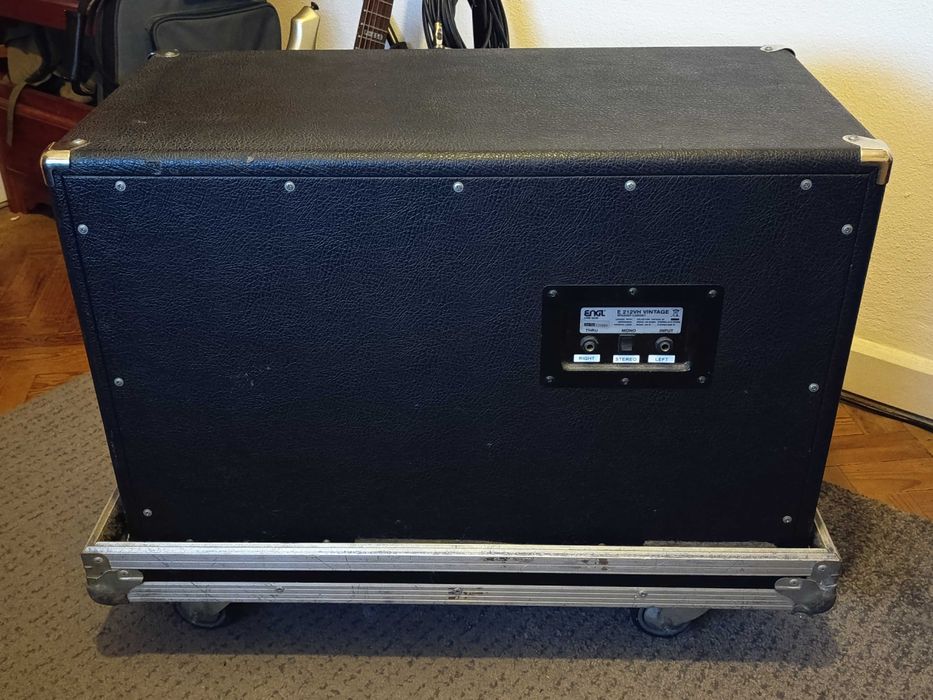 ENGL E212VH Black Cab + Flight Case