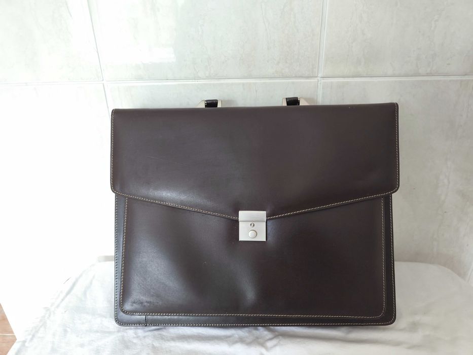 Mala tipo pasta de documentos castanha