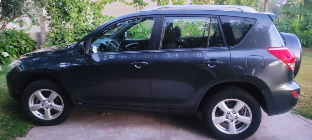 Toyota RAV 4 2.2 D4D 2008 Impecável