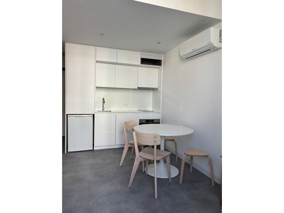 Apartamento com Mezanino NOVO | Av. Lourenço Peixinho | Centro de A...