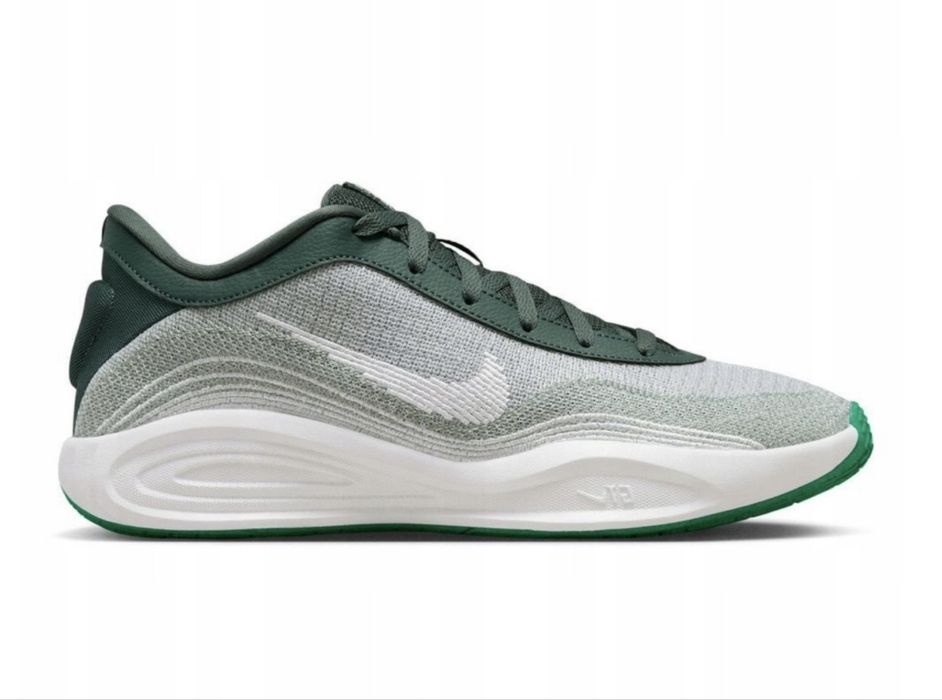 Buty NIKE G.T. Hustle Academy 45,5 29,5cm wkładka jak nowe