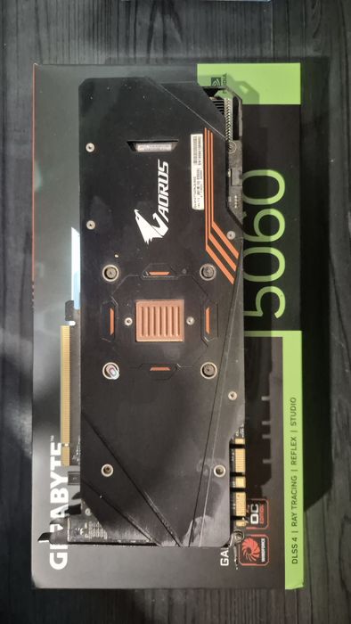 Відеокарта Gigabyte aorus 1070ti 8gb